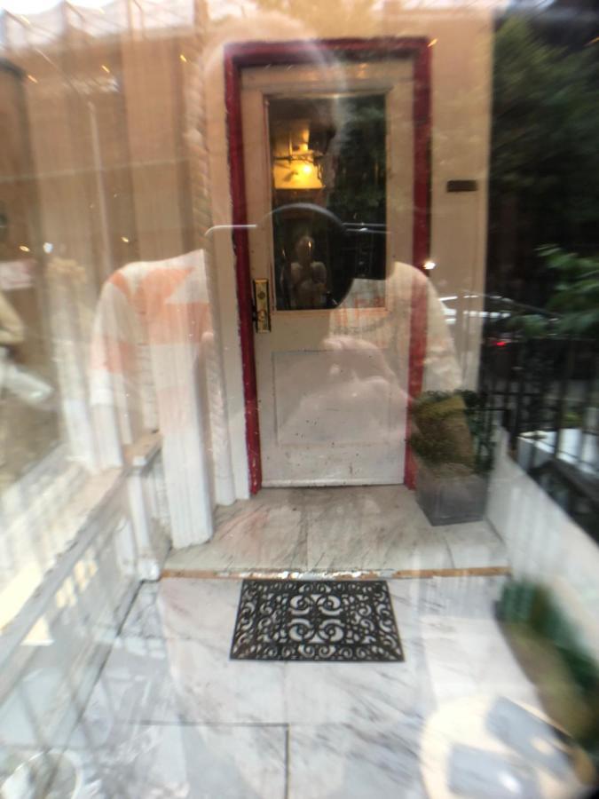 Private Room In Manhattan New York Exterior foto