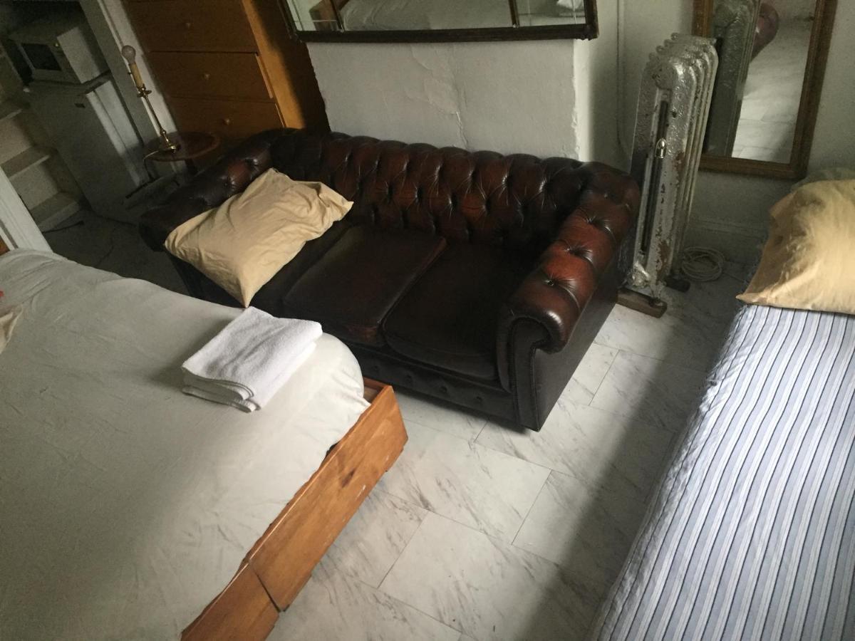 Private Room In Manhattan New York Exterior foto