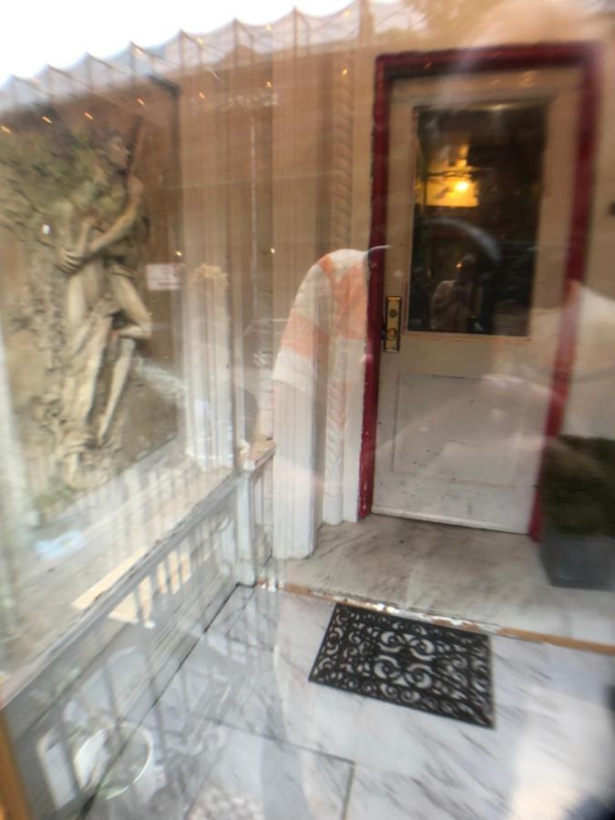 Private Room In Manhattan New York Exterior foto